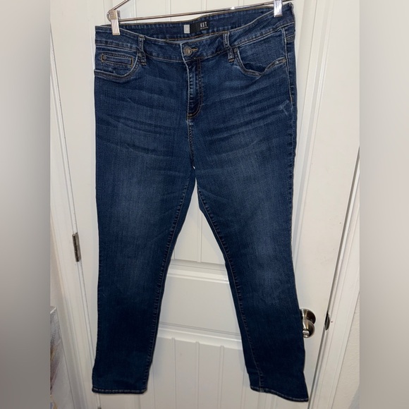 Kut from the Kloth® Catherine Mid-Rise Boyfriend Jeans - Picture 10 of 10